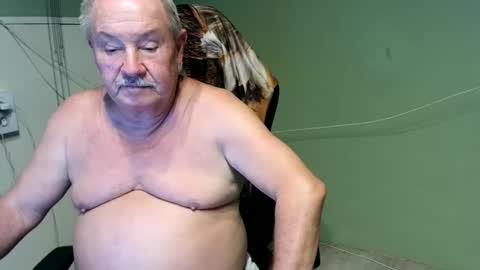 Snapshot of marote6 chatting on March 12, 12:42 am new hot sexy pics and videos of me and my partner on online show from March 12, 12:42 am