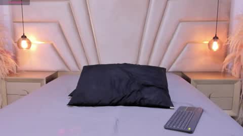 maroxcute online show from December 16, 11:26 am