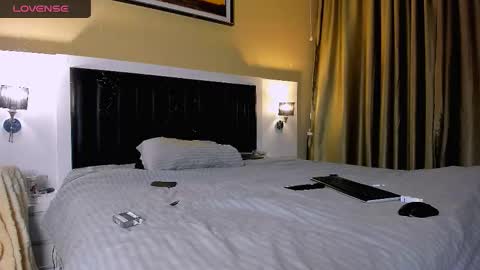 Snapshot of marrenar chatting on February 1, 10:47 am Mari online show from February 1, 10:47 am