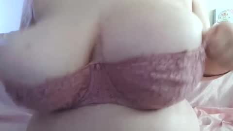 marrscene online show from April 28, 3:17 pm