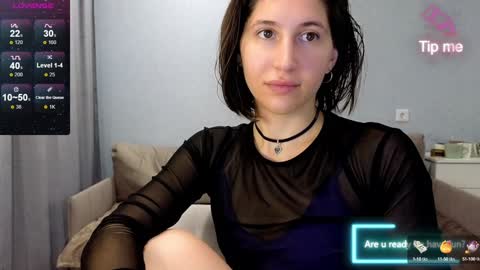 Snapshot of marrycolins chatting on December 4, 2:20 am marrycolins online show from December 4, 2:20 am