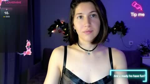 Snapshot of marrycolins chatting on December 21, 2:19 am marrycolins online show from December 21, 2:19 am