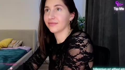 marrycolins online show from February 3, 6:22 am