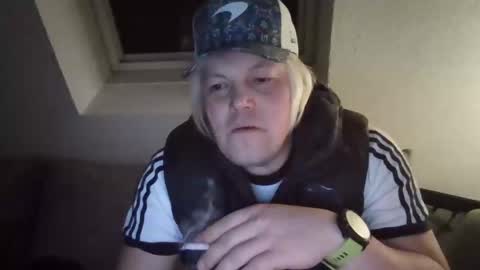 mars0481 online show from December 7, 12:19 am