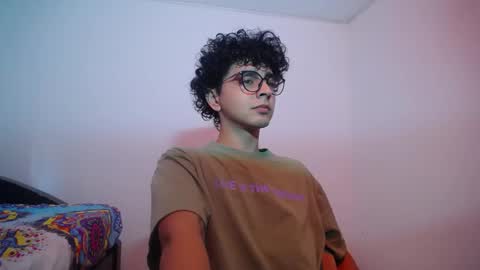 Snapshot of mars_miller chatting on February 9, 9:28 pm Mars online show from February 9, 9:28 pm