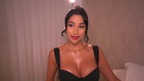 Snapshot of marsabass chatting on February 12, 8:18 pm     online show from February 12, 8:18 pm