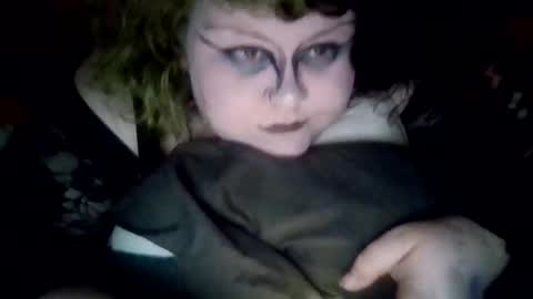 marshallmarx517 online show from May 16, 2:19 am
