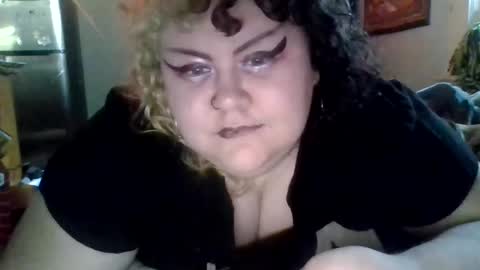 marshallmarx517 online show from June 23, 12:30 am