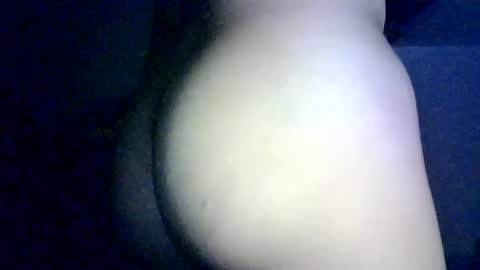 Snapshot of marshmalow_boy chatting on July 28, 7:04 am marshmalow_boy online show from July 28, 7:04 am
