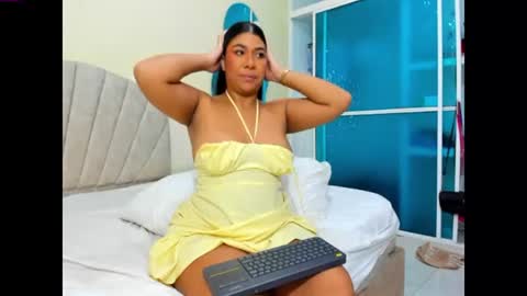 marsmith_1 online show from July 11, 4:26 am