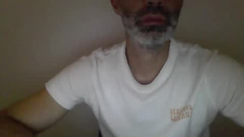 Snapshot of marsupilami_82_ chatting on January 28, 10:56 pm marsupilami_82_ online show from January 28, 10:56 pm