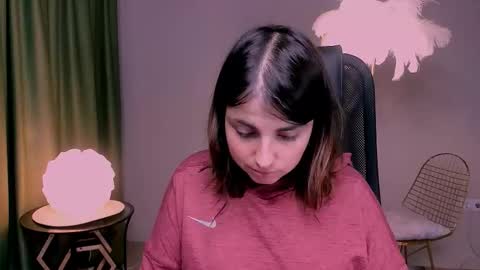 martaedams online show from December 2, 6:19 am