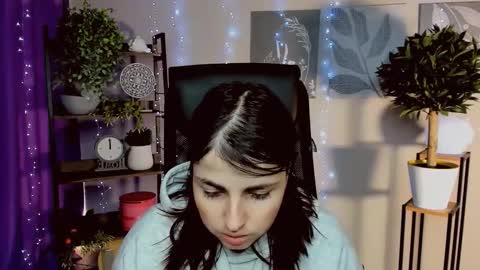 martaedams online show from February 4, 9:26 am