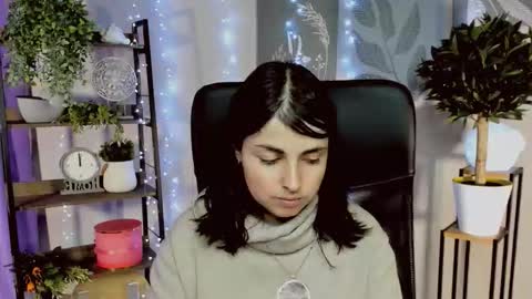 Snapshot of martaedams chatting on February 18, 6:20 am martaedams online show from February 18, 6:20 am