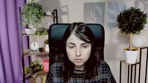 Snapshot of martaedams chatting on March 10, 6:07 am martaedams online show from March 10, 6:07 am