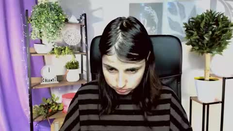 Snapshot of martaedams chatting on March 16, 7:01 am martaedams online show from March 16, 7:01 am