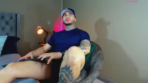 Snapshot of martin_colby05 chatting on October 5, 9:13 pm ONLYFANS Sotoandres   modelo independiente online show from October 5, 9:13 pm