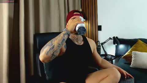 ONLYFANS Sotoandres   modelo independiente online show from June 12, 12:09 am