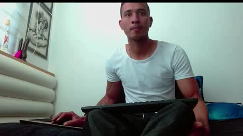 Snapshot of martin_smith20 chatting on November 23, 4:51 pm martin_smith20 online show from November 23, 4:51 pm