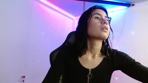 Snapshot of martina3120 chatting on June 21, 9:28 pm 100 explicit here. follow online show from June 21, 9:28 pm