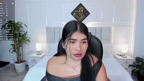 Snapshot of martina_evan chatting on July 9, 1:48 pm marina online show from July 9, 1:48 pm