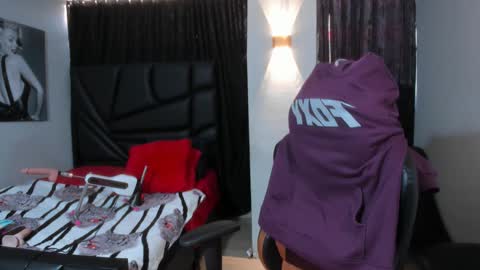   MARTINA   online show from January 13, 12:13 pm