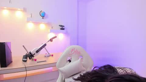   MARTINA   online show from October 18, 12:50 pm