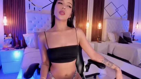 Martina online show from November 30, 9:13 am