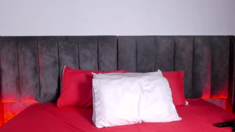 Snapshot of martina_jackson_ chatting on January 11, 9:46 pm Laura online show from January 11, 9:46 pm
