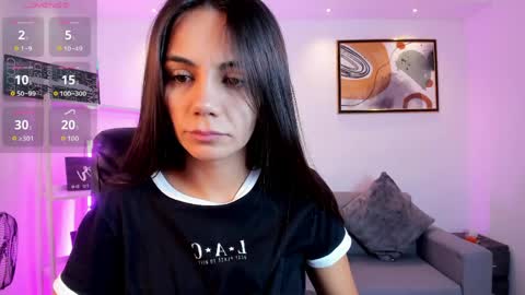 Snapshot of martina_mancinii chatting on April 24, 12:40 pm Martina online show from April 24, 12:40 pm