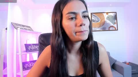 Snapshot of martina_mancinii chatting on May 25, 11:38 am Martina online show from May 25, 11:38 am