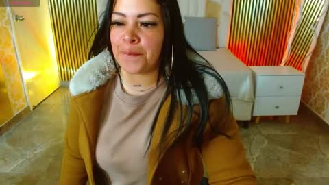 Hey im martina online show from April 8, 3:06 am