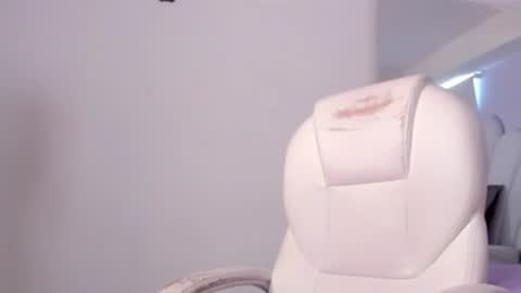 martinaa_roberts online show from July 8, 5:39 pm