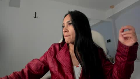 martinaa_roberts online show from July 14, 12:00 pm