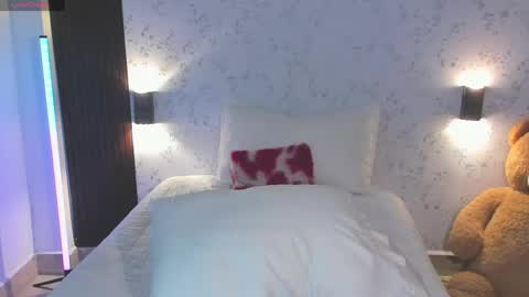 Snapshot of martinabianchi chatting on April 16, 9:39 pm martina Bianchi online show from April 16, 9:39 pm