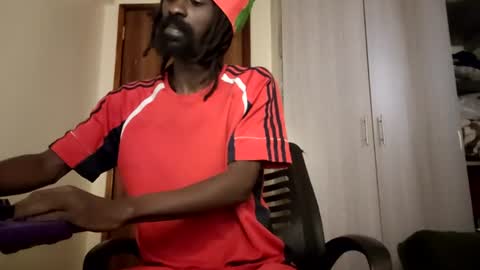Snapshot of martineznn64 chatting on June 24, 8:46 am martineznn64 online show from June 24, 8:46 am