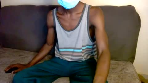 Snapshot of martineznn64 chatting on August 2, 4:33 am martineznn64 online show from August 2, 4:33 am