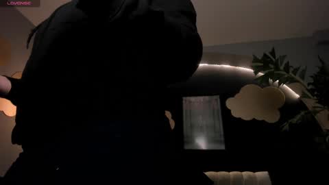 Snapshot of martinnabonnet chatting on March 10, 10:15 am Martinna Bonnet online show from March 10, 10:15 am