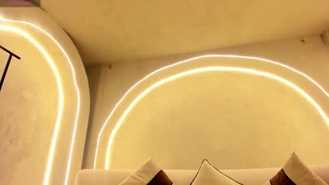 Snapshot of martinnabonnet chatting on November 26, 10:05 am Martinna Bonnet online show from November 26, 10:05 am