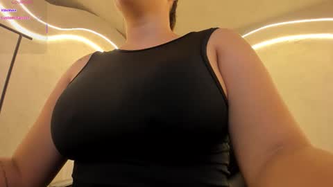 Snapshot of martinnabonnet chatting on November 29, 10:07 am Martinna Bonnet online show from November 29, 10:07 am