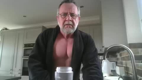 Snapshot of martinrgbxxxx chatting on March 25, 8:53 am martinrgbxxxx online show from March 25, 8:53 am