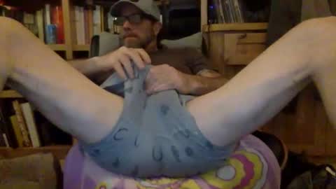 martinstolcris online show from May 21, 5:58 am