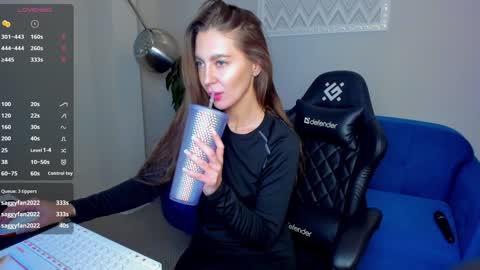 Snapshot of mary__cool chatting on December 22, 6:49 am Mary GTM2 Mon-Sun 0300am-0900am online show from December 22, 6:49 am