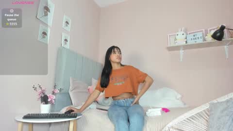 mary_cute9 online show from October 23, 12:37 pm