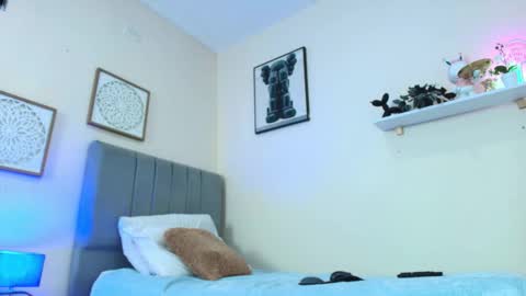 mary_cute9 online show from February 13, 12:12 pm