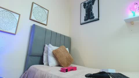 mary_cute9 online show from July 8, 12:09 pm