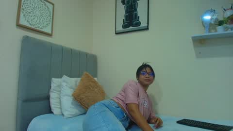 mary_cute9 online show from July 9, 11:58 am