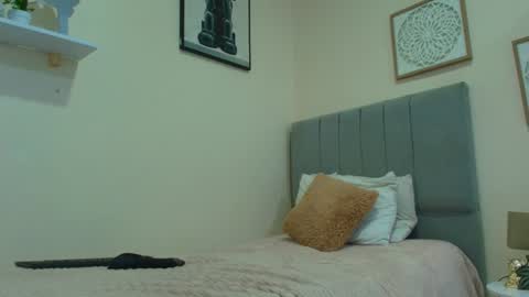mary_cute9 online show from July 12, 12:07 pm