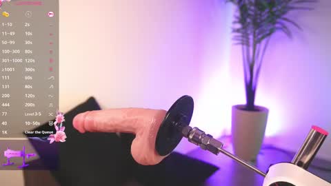 Mary online show from March 14, 9:09 pm