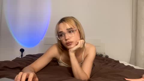 Snapshot of mary_geyson1 chatting on January 24, 5:42 pm Mary online show from January 24, 5:42 pm